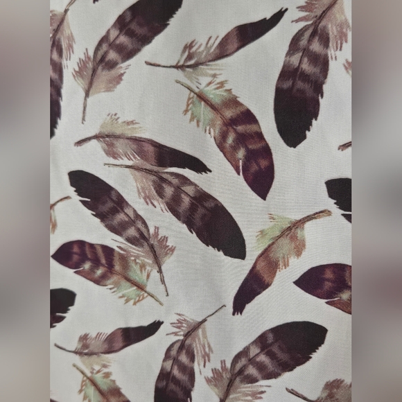 Pink Martini | Feather Print Sleeveless Top, Size S - Picture 4 of 7